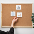 Pictogrammes medical et soin sur tableau en liège